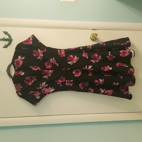 Kate Spade Encore Rose Crepe Dress Size 4 NWT - Picture 4 of 6